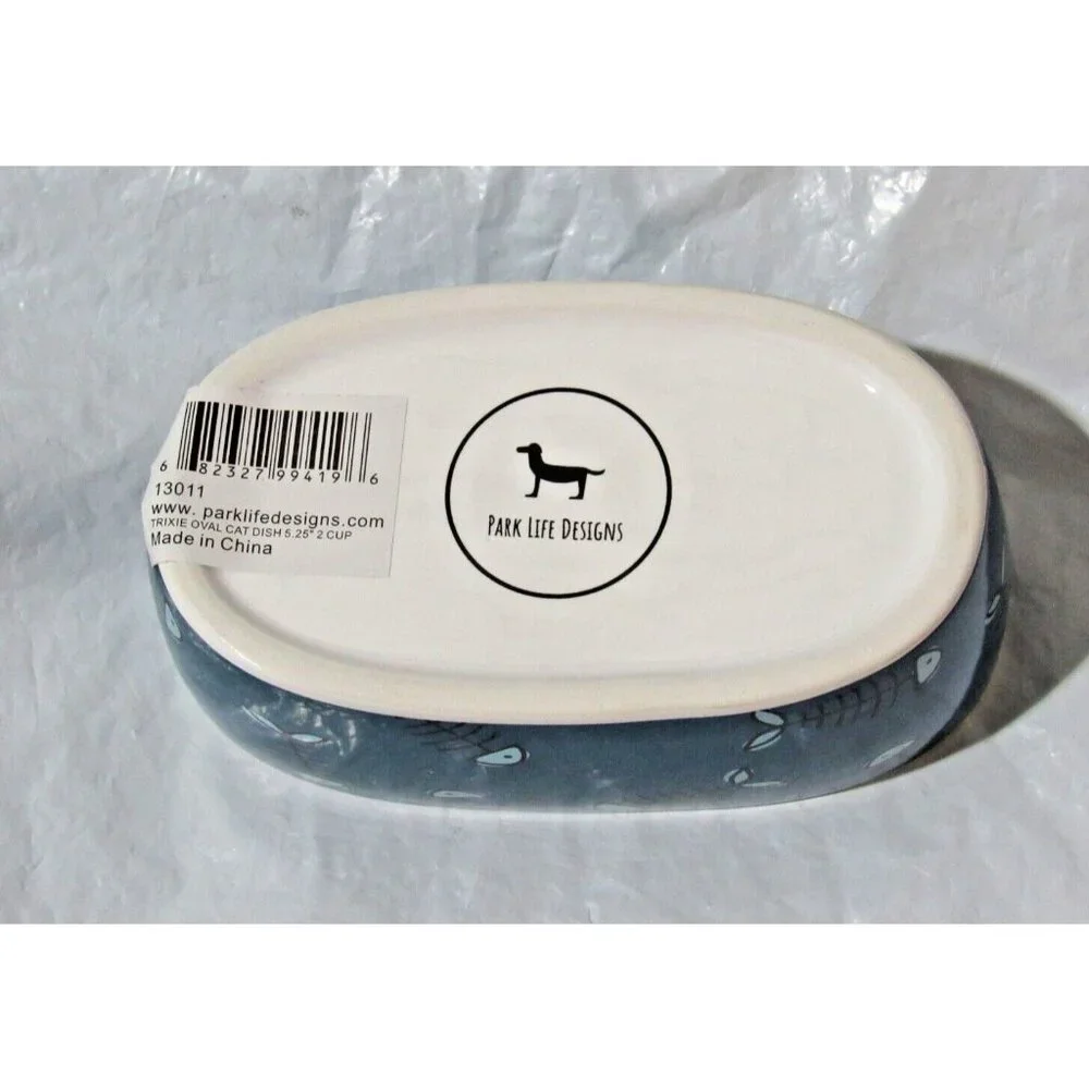 Food or Water Oval Blue with Fishbones Dish 5.5
